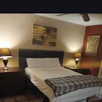 JEFF DAVIES's room