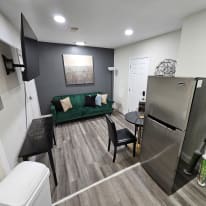 CL&C Property Management and Consulting's room