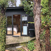 emma garrett's room