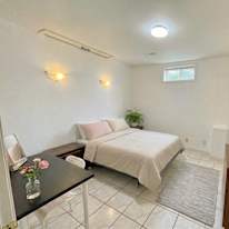 Charlie Vo's room