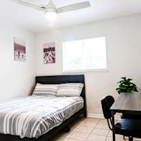 Gal's room
