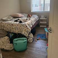 Naomi's room