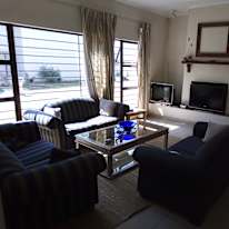 Leon's room