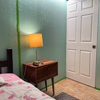 leo's room