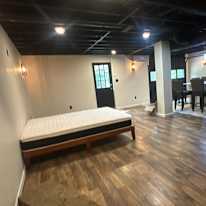 Apple House Living's room
