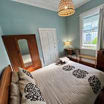 Remle Vose's room