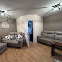 Azhar thompson's room