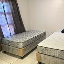 Cameren Hendricks's room
