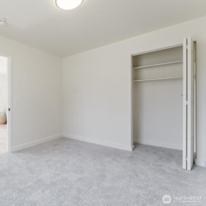 Gray's room