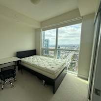 Evan Hu's room