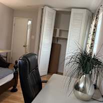 Ravi's room