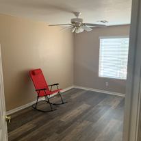 Thomas's room