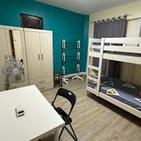 Jia Feng's room