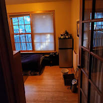 Uta's room