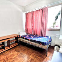 Lynn's room