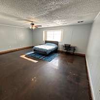 Lambert Guo's room