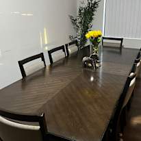 Yoo Kim's room