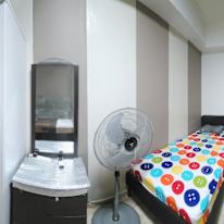 Vikie's room