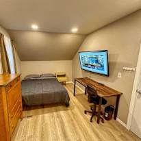 Nate Hurwitz's room