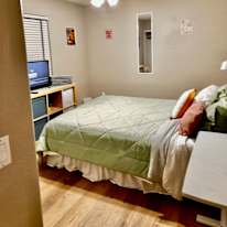 TheOakVista's room