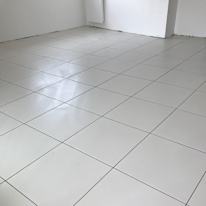 Llwazi hadebe's room