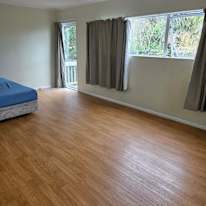 Claytin evans's room