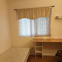Lynn's room