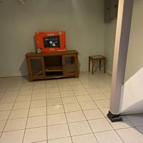 Ken's room