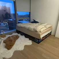 Yu Hua's room