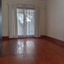 Leno's room