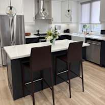 Michelle Goncalves's room