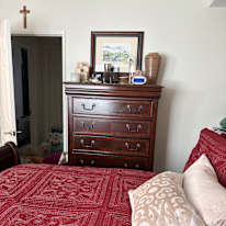 Mercedes's room