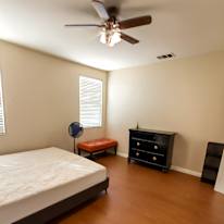 Alma medel's room