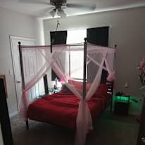 Melissa's room