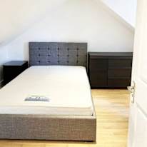 Jeanette's room