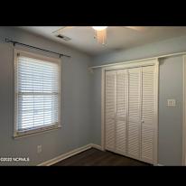 Efrain's room