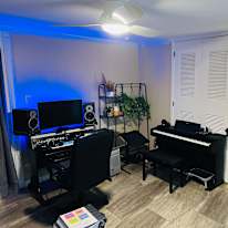 Jon's room