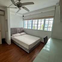 Khai Hung's room
