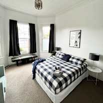 Donna's room