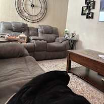 Tom's room