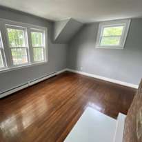 CAROLINE's room