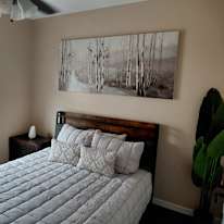 Thomas's room