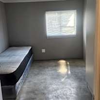 Abdurahgmaan's room