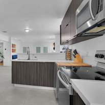 Design District Miami (Emi)'s room