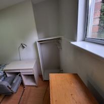 YINGJIAN SONG's room