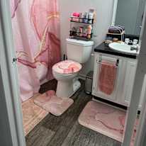 Jennifer's room