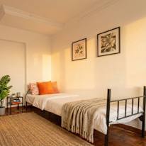 Mark's room