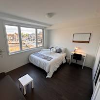 Housingfouryou's room