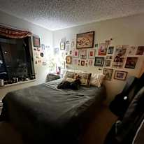 Naomi's room