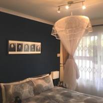 Mejury's room
